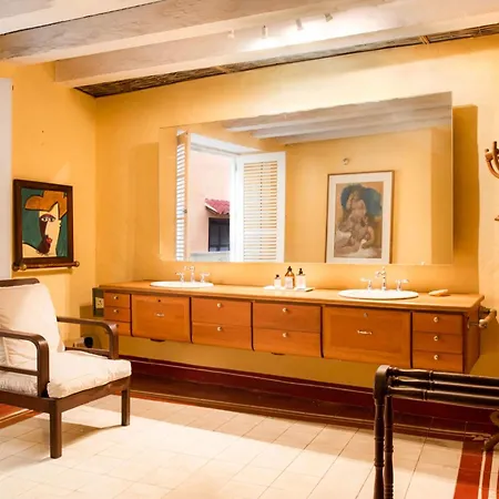 Fantastic 5br House With Amazing Pool In