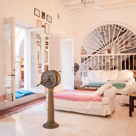 Fantastic 5br House With Amazing Pool In *